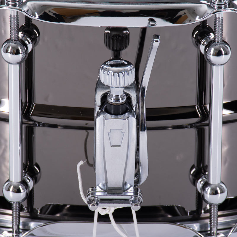 Ludwig 6.5x14 Universal Black Brass Snare Drum With Chrome Hardware