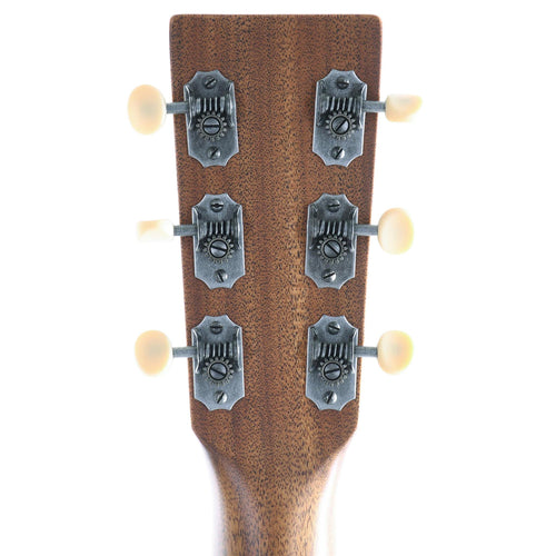 Martin Custom Shop 00 Size Slope Shoulder Adirondack Spruce Top, Mahogany Back and Sides