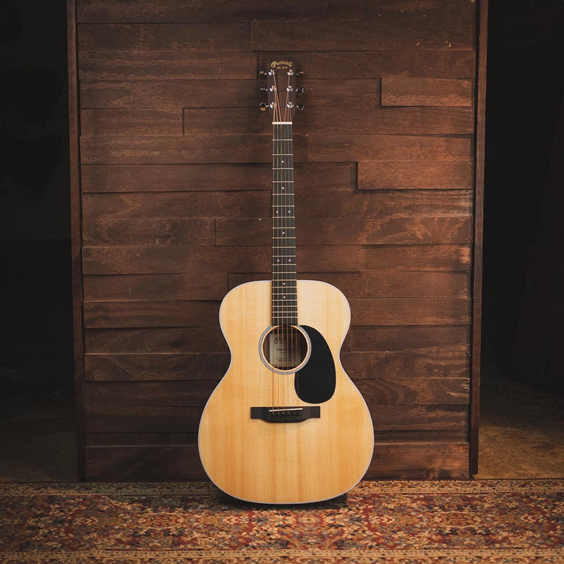 Martin 000RSG Spruce Top - Siris Back And Sides - Auditorium Model