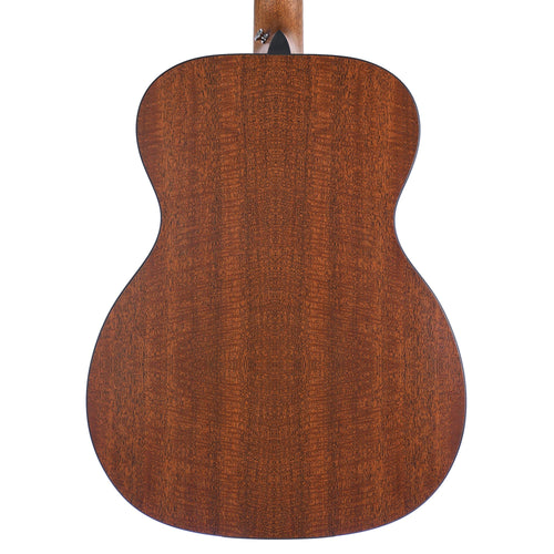 Martin 000X2E Acoustic Electric Guitar, Solid Spruce Top with Gig Bag