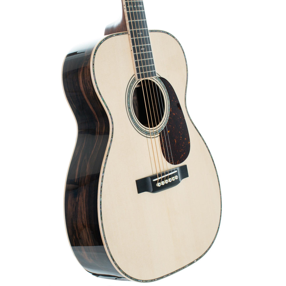 Martin Custom Shop 00 Size 41 Style High Alt, Euro Spruce Top, Macassar Ebony Back And Sides