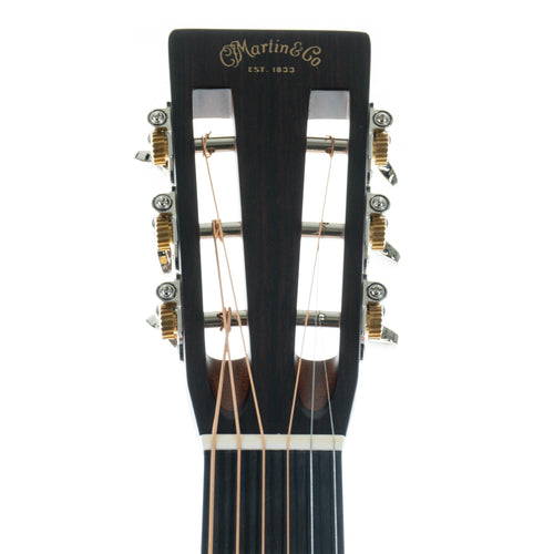 Martin Custom Shop 000 12 Fret, 28 Style Bearclaw Sitka Spruce, Premium Straight Grain East Indian Rosewood