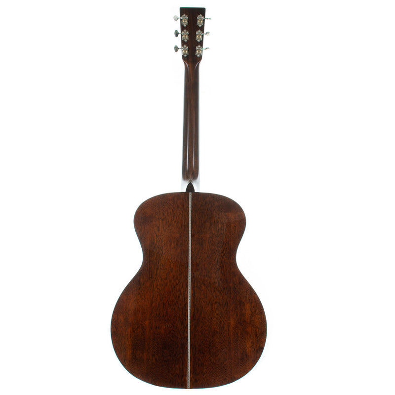 Martin Custom Shop GP-14 Fret Non-Cutaway Quilted Mahogany, Sitka Spruce