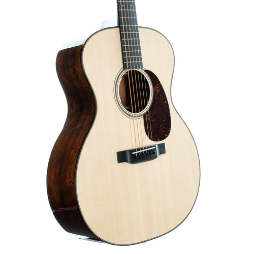 Martin Custom Shop GP-14 Fret Acoustic Electric Guitar Sitka Spruce/Quilted Mahogany