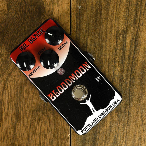 Mr. Black Bloodmoon Reverb Pedal