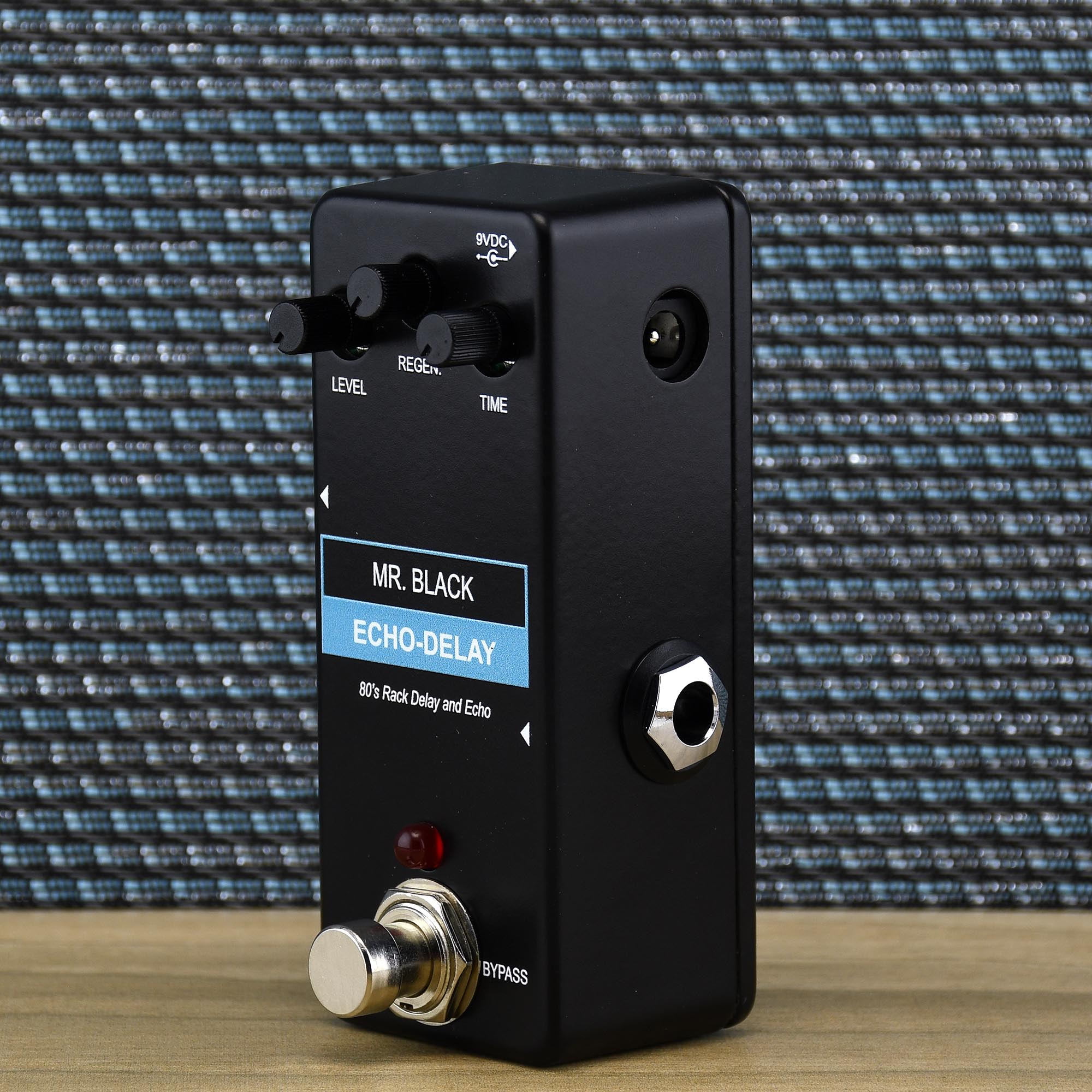 Mr. Black Mini Echo-Delay Pedal – Russo Music