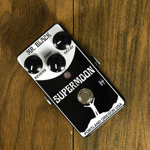 Mr. Black SuperMoon Reverb Pedal