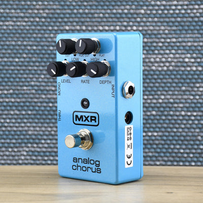 MXR Analog Chorus Effect Pedal
