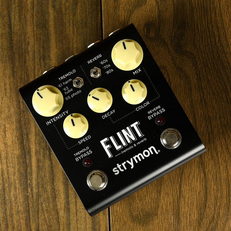 flint strymon pedal Strymon Flint Tremolo & Reverb Pedal